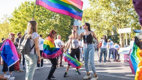 ZAKON O PARTNERSTVU BEZ IZUZETKA: LGBT zajednica najavila 9. nedelju ponosa