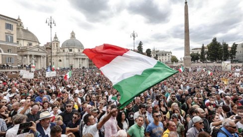 УЗАВРЕЛА АТМОСФЕРА УОЧИ ОДРЖАВАЊА САМИТА Г20 У РИМУ: Протести у Италији пред окупљање светских лидера