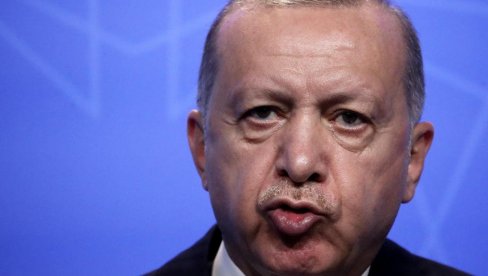 НАТО ДА ПОШТУЈЕ ЗАБРИНУТОСТ АНКАРЕ Ердоган: Ако смо савезници, морамо се поштовати