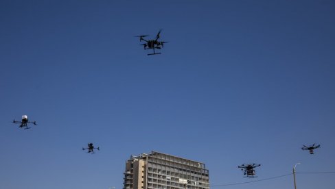 DOSTAVA HRANE DRONOVIMA: Vežba isporuke namirnica bespilotnim letelicama u Tel Avivu