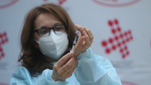 RUSI ODOBRILI NOVU VAKCINU: Sputnjik M cepivo za tinejdžere