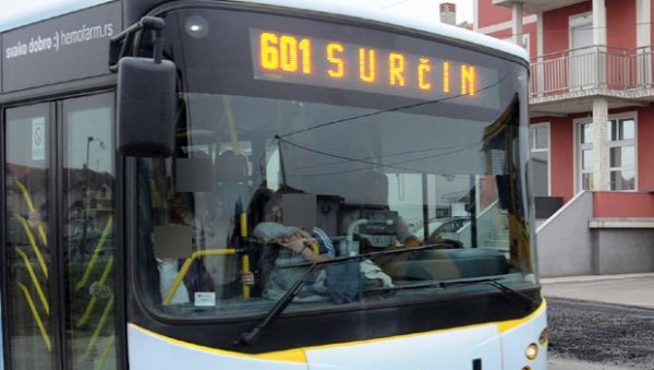 КОНТРОЛОРКЕ НАПАДНУТЕ КАО НА ФИЛМУ: Привођење после инцидента на стајалишту аутобуса 601 на Лединама