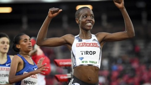 НЕКА МИ БОГ ОПРОСТИ: Муж искасапио атлетску звезду, па позвао њене родитеље