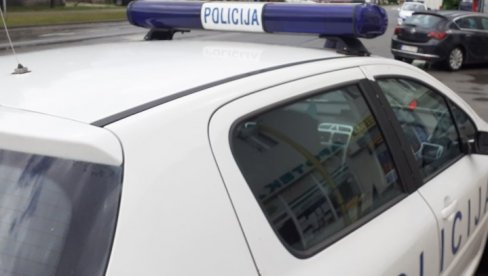 DIVLJALA PO BEOGRADU BEZ VAŽEĆE DOZVOLE: Žena (31) u Beogradu vozila BMV 200 na sat sa dvoje male dece