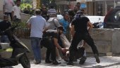 СНАЈПЕРИМА ПО ДЕМОНСТРАНТИМА: Највеће насиље у Либану у последњој деценији, убијено пет особа у главном граду