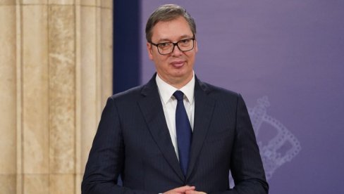 U PODNE U PALATI SRBIJA: Vučić na ceremoniji uručenja ugovora o zaposlenju najuspešnijim diplomcima