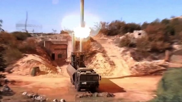 ХИПЕРСОНИЧНА РАКЕТА „ОНИКС“: Модернизованом противбродском ракетом и по циљевима на копну