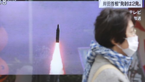 КИМ ПОНОВО ИСПАЛИО РАКЕТУ СА ПОДМОРНИЦЕ: Ново тестирање балистичких ракета у Северној Кореји