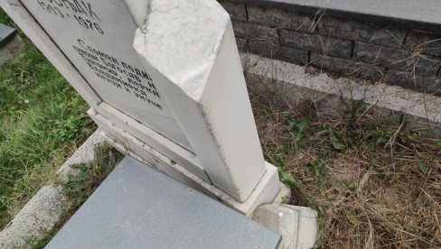ОСКРНАВЉЕНО СРПСКО ПРАВОСЛАВНО ГРОБЉЕ: У месту Пламенице вандали оштетили надгробне споменике