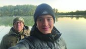 СА СИНОМ НА ТИСИ: Милош Вучевић увео наследника у свет риболова