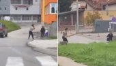 DRAMATIČNE SCENE: Migranti se potukli ispred zgrade suda, jedan dohvatio letvu (VIDEO)