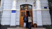 LISTE ČEKANJA ZA PREMEŠTAJ: Popularne srednje škole u Beogradu primile na desetine zahteva za naknadni  upis učenika u prvi razred