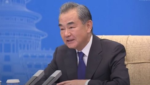 KINA PRUŽA POMOĆ KAZAHSTANU: Vang poručuje da spoljne sile ne žele mir u tom regionu