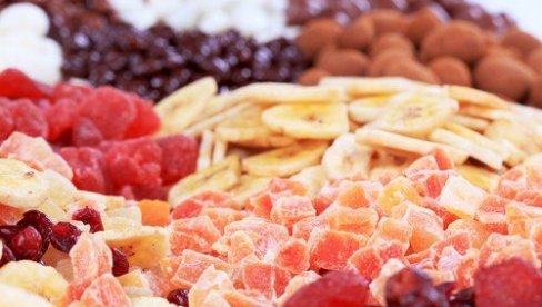 TOP 5 NAJZDRAVIJIH SUVIH VOĆKI: Evo koje su najhranjivije vrste