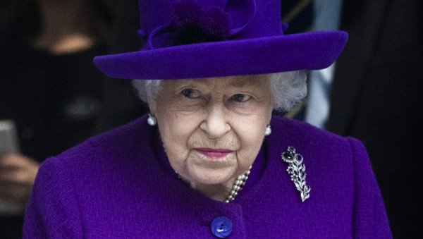 ПРОМЕНЕ У БРИТАНИЈИ: Укинуте поједине дужности краљице