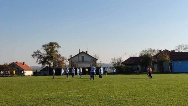 ФУДБАЛСКА УТАКМИЦА ЗА КРАЈ ДАНА РУШЊА: Ветерани Партизана победили са 6:1