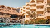 TROVANJE RUSA U EGIPTU: U Hurgadi 40 turista završilo u bolnici, vlast donela odluku da zatvori hotel! (FOTO)