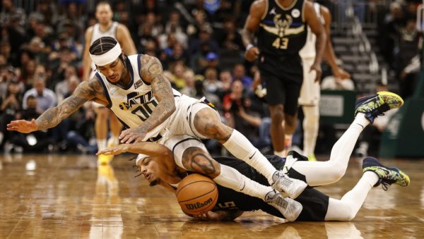 НБА: Шампион наставио да посрће, Лејкрси се пробудили (ВИДЕО)