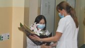PACIJENTKINJI I NEGA I CVEĆE: Lep gest nefrologa bolnice u Šapcu