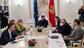 ПОВРАТАК САМО ЗБОГ - НАРОДА: Посланици Демократског фронта се после дужег времена враћају у Скупштину Црне Горе