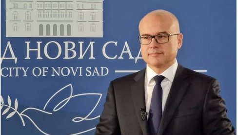 ВУЧЕВИЋ: Награде и милион и по евра у области културе за Нови Сад