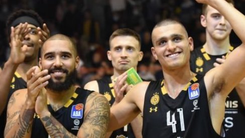 REKONSTRUKCIJA TIMA ZA EVROLIGU: Dva košarkaša zvanično napustila Partizan