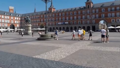 BEG IZ CIRKUSA: Kamile pobegle u šetnju španskom prestonicom