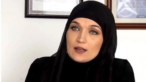 ЕЛМА ЈЕ СУПРУГА ПОКОЈНОГ МУАМЕРА ЗУКОРЛИЋА: Са муфтијом има четворо деце - пре две године открила је како је бити друга жена
