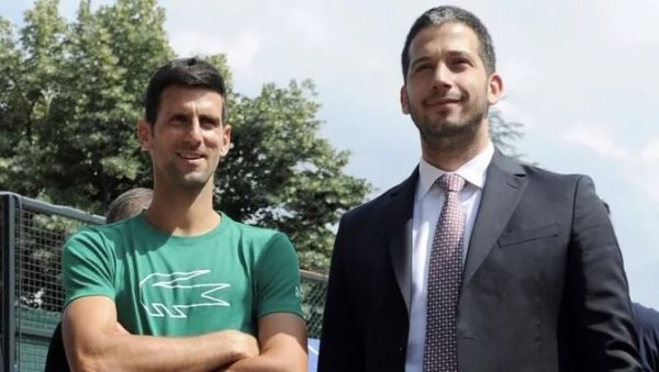 НАЈБОЉИ НА ПЛАНЕТИ, УВЕК И ЗАУВЕК: Министар Удовичић честитао Ђоковићу победу у Паризу (ФОТО)