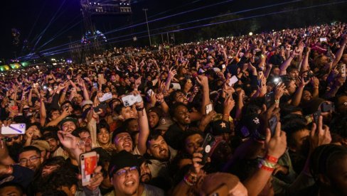 PREMINULA STUDENTKINJA: Broj poginulih u stampedu na muzičkom festivalu porastao na devet