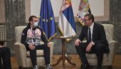VUČIĆ IMA PETLJU! Vladimir Mirončikov objašnjava zašto bokseri podržavaju predsednika Srbije