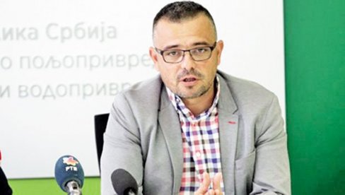 OBEZBEĐENO ĐUBRIVO ZA SETVU: Ministar Nedimović najavio da će na raspolaganju ukupno biti 400.000 tona