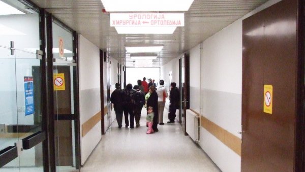 ЕПИДЕМИЈА У ПИРОТСКОМ ОКРУГУ: Регистровано 77 нових случајева короне - Преминуле две невакцинисане особе