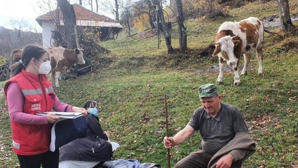 ПРЕДСЕДНИК ОПШТИНЕ БОСИЛЕГРАД УЧЕСТВУЈЕ У ВАКЦИНАЦИЈИ: И трећа доза на кућном прагу