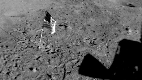DONET JE PRE POLA VEKA: NASA proučava uzorak sa Meseca donet u sklopu priprema za misiju Artemis