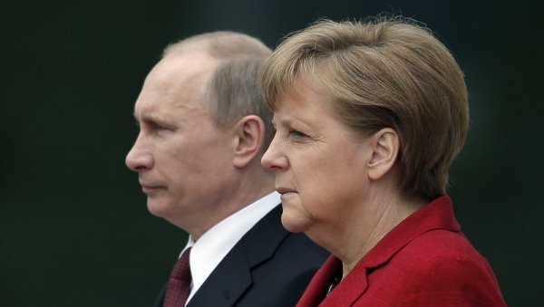 ОНА ЈЕ КРИВА! Немачки министар напао Ангелу Меркел због Русије
