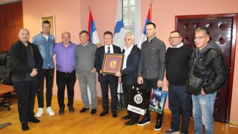 UVEK DRAGI GOSTI: Delegacija Partizana posetila Ugljevik