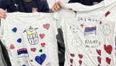 NAJJAČA PODRŠKA ORLOVIMA: Deca iz svratišta na Novom Beogradu poželela sreću reprezentativcima pred put u Portugal (FOTO)