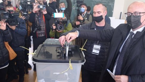 OTVORENA BIRAČKA MESTA: Danas drugi krug lokalnih izbora na Kosovu i Metohiji