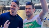 KAD VUK SRETNE LAVA: Zlatan se poverio Novaku, a onda je Đoković zapevao srpski hit i oduševio Ibru (VIDEO)