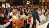 PATRIJARH U NOVOM SADU: Porfirije uručio četiri ordena Srpske pravoslavne crkve