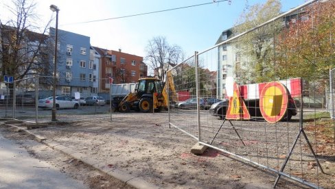 NOVOSADSKI „PARKING SERVIS“ NASTAVLJA IZGRADNJU PARKIRALIŠTA: Uskoro novih 40 parking mesta za automobile i deset za bicikle