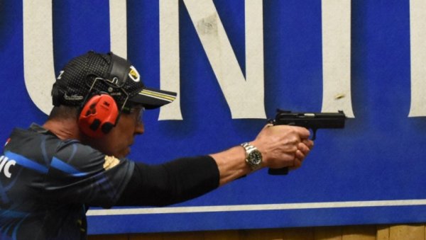 СРЕБРО ЗА МИKИЦУ ВЕЉИЋА: Освојио медаљу на Међународном такмичењу у ИПСЦ