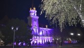 PODRŠKA MALIM DIVOVIMA: Gradska kuća u Kikindi večeras svetli ljubičasto