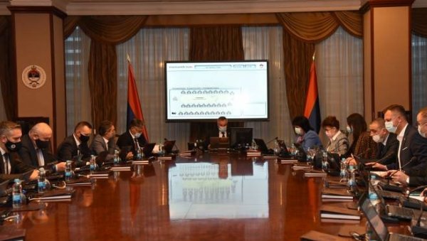 ВЛАДА СРПСКЕ ОДРЕДИЛА СРЕДСТВА: За ублажавање последица вируса корона 71,5 милиона КМ