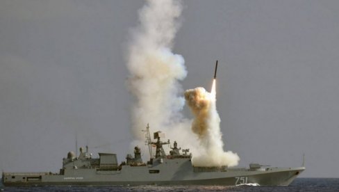 UBICA FREGATA U BELOM MORU: Rusi po drugi put uspešno isprobali novu hipersoničnu raketu Cirkon