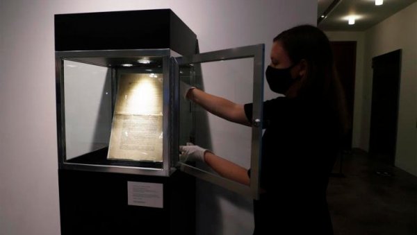 УСТАВ ЗА 42,3 МИЛИОНА ДОЛАРА: На аукција у њујоршком Сотбију постигнута рекордна цена