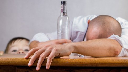 PROBLEM SA ALKOHOLOM IMA 30.000 LJUDI