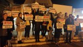 ЧЕКА СЕ НАЛАЗ ОБДУКЦИЈЕ: Протест због преране смрти породиље