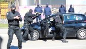 U TOKU AKCIJA KODEKS: Velike policijske snage češljaju Banjaluku, pretresi na 14 lokacija